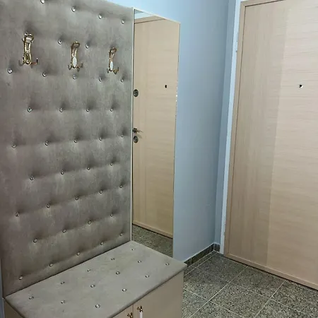 Lidi Apartament *